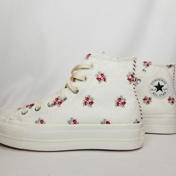 Converse Women CTAS Rose Cross Stitch Lift Platform Size 8.5 Vintage A13659C NWT - Picture 2 of 8